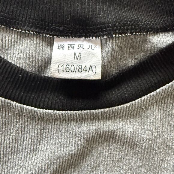 Y2K Style Raglan Long Sleeve Cropped Crew Neck Ribbed Black And Gray Shirt Top M - Picture 5 of 8